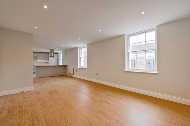 3 bedroom apartment to rent - Photo 1