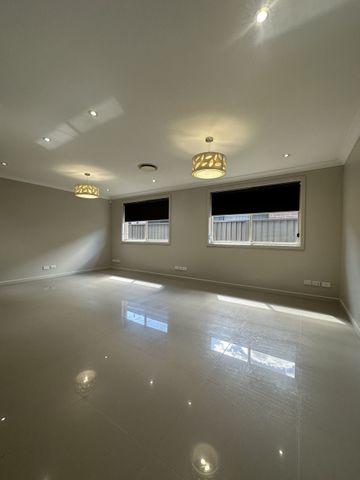 Four Bedroom Home - Photo 2