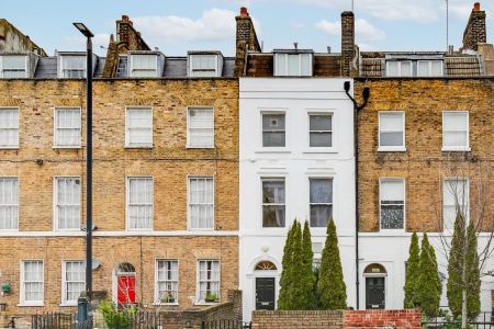 Studio Apartment To Let - Photo 5