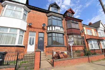 1 bedroom flat to rent - Photo 4