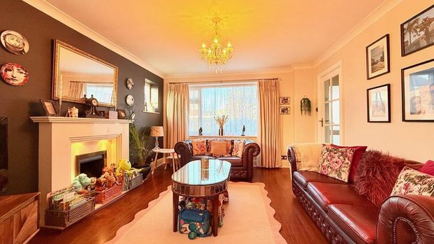 3 bedroom semi-detached house to rent - Photo 1