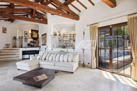 Théoule-sur-Mer - Villa de style néo-provençal - Photo 2