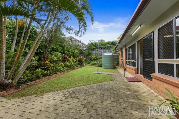 22 Butler Street, Ascot QLD 4007 - Photo 1
