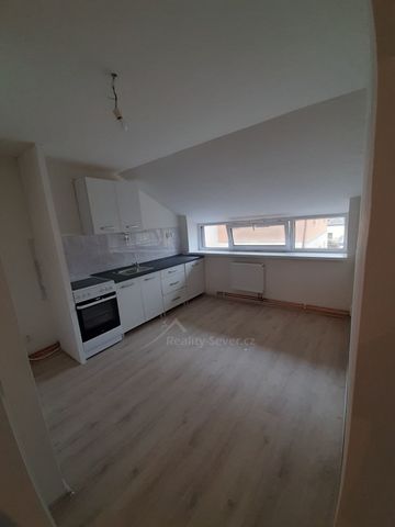 Pronájem bytu 3+1 78 m² - Photo 3