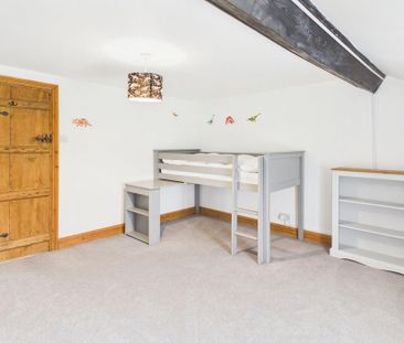 3 bedroom terraced house to rent - Photo 5