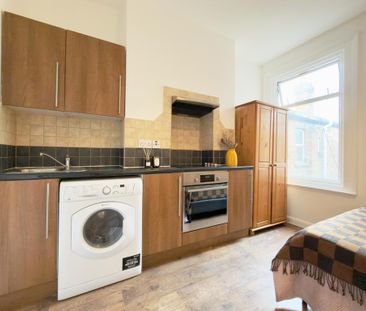 Studio to rent - Photo 5