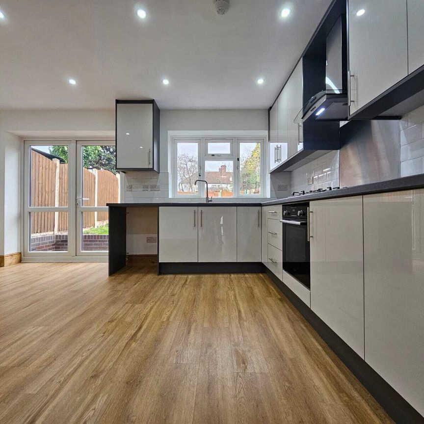 Sundial Lane, Birmingham - Photo 1