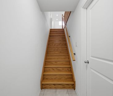 For Lease - 12 George Manor, Niagara-on-the-Lake, Ontario - Photo 5