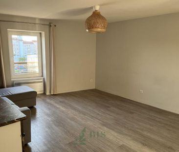Location Appartement 2 pièces 56m² ROANNE 42300 - Photo 1