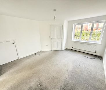 3 bedroom semi-detached house to rent - Photo 6