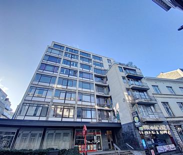 À Ixelles, grand studio de 55m2 en location 750 € par mois - Foto 2