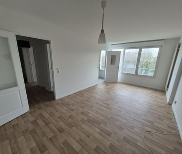 Location Appartement 2 pièces 47m² LILLE 59800 - Photo 6