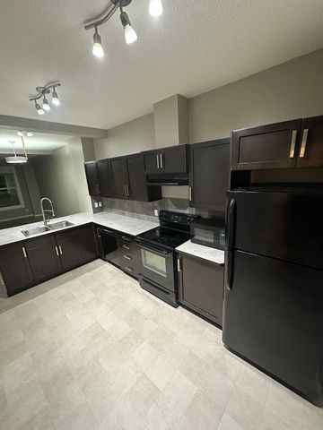 67 New Brighton Point SE, Calgary - Photo 4