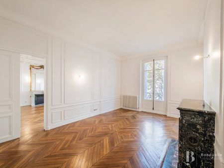 Rental Apartment Paris 7th Saint-Thomas-d'Aquin - Photo 2