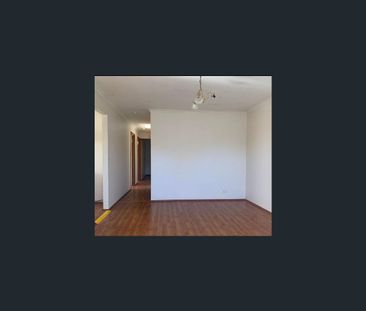 1/90 Warana Drive, Hampton Park, Vic 3976 - Photo 3