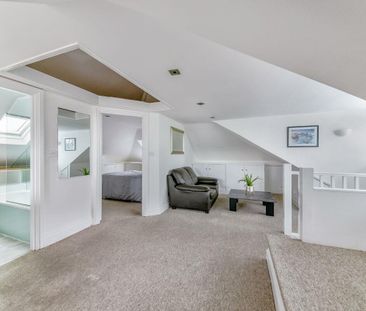 Second Avenue, London - Photo 5