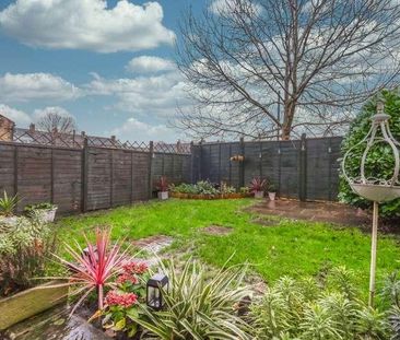 Holmfirth Road, Meltham, HD9 - Photo 3