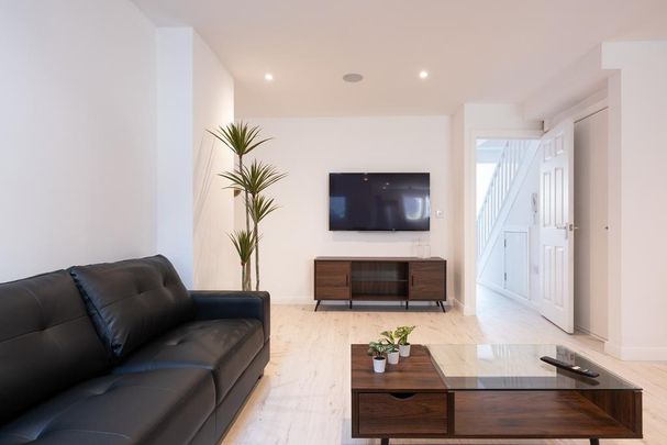 6 bedroom house of multiple occupation to rent - Photo 1