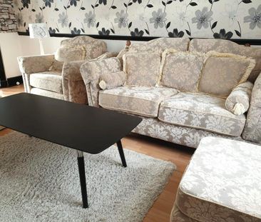 2 bedroom terraced house to rent - Photo 2