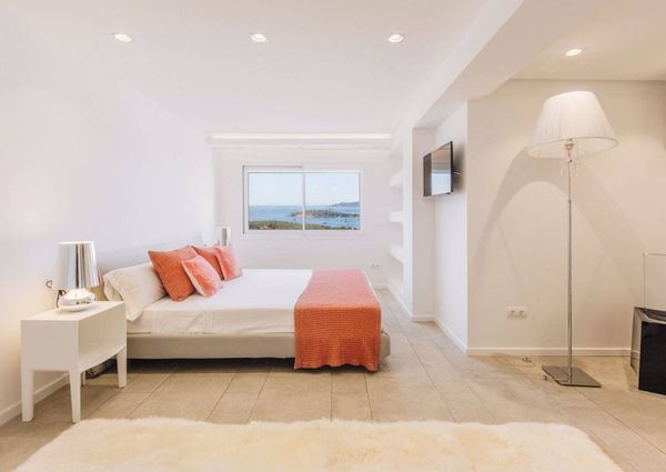 5 bedroom luxury Villa for rent in Ibiza, Spain