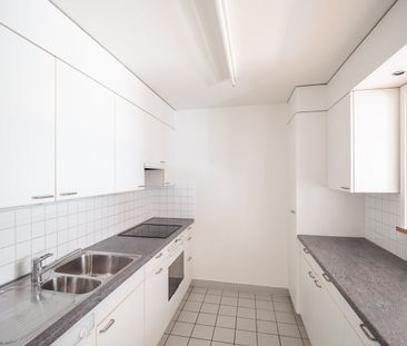 Appartement de 4.5 pièces au 3ème étage à Gland! - Photo 2
