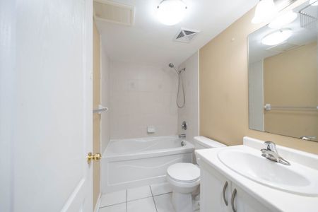 For Lease - 3250 Bentley Drive Unit# 71, Mississauga, Ontario - Photo 3