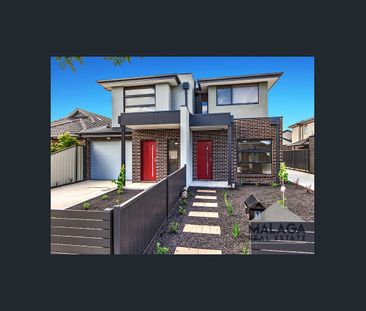 Fantastic Townhouse - Photo 5