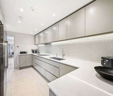 3 bedroom penthouse to rent - Photo 3