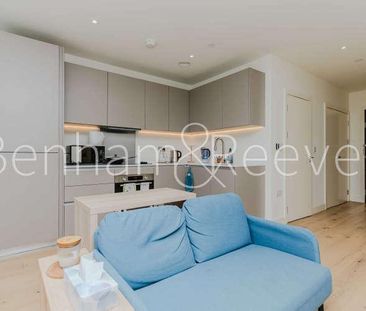 Royal Arsenal Riverside, Thunderer Walk, SE18 - Photo 4