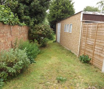 3 bedroom detached house to rent - Photo 4