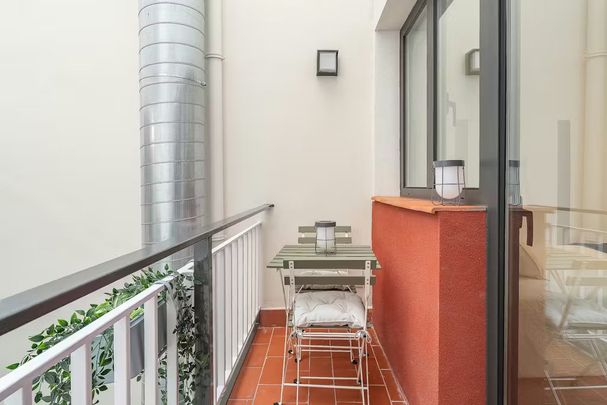 Passatge de Paca Soler, Barcelona, Catalonia 08028 - Photo 1