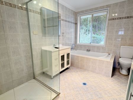 Peaceful Family Home in a Quiet Cul-de-Sac - Photo 5