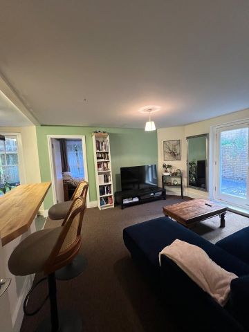 Room in a Shared Flat, Musard Road, W6 - Photo 3