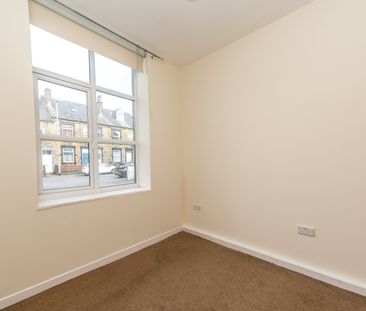 FLAT 3 4A CLOUGH STREET MORLEY LEEDS LS27 8QZ - Photo 1