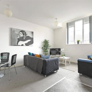 3 bedroom house to rent - Photo 2