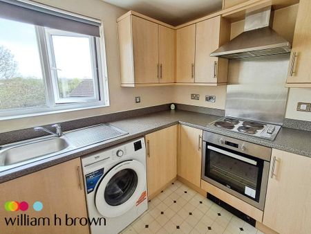 2 bedroom flat to rent - Photo 4