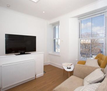 2 bedroom house to rent - Photo 2