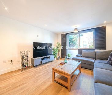 2 bedroom flat to rent - Photo 2