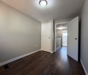 For Lease - 120 Quigley Road Unit# 60, Hamilton, Ontario - Photo 1