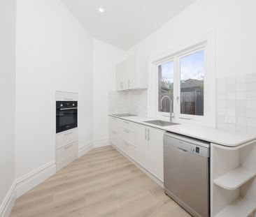 53 Duke Street, Windsor VIC 3181 - House For Rent | Domain - Photo 3