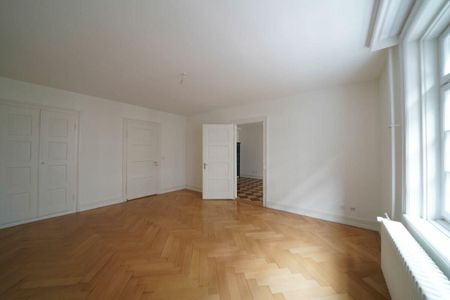 «City life in Altbauwohnung» - Photo 5