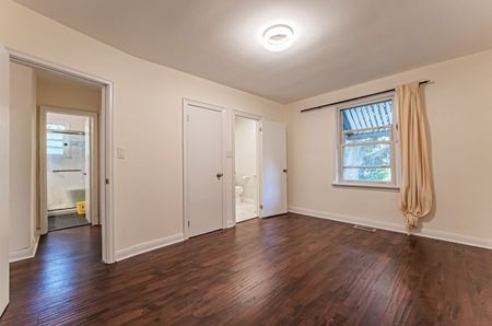 For Lease - 394 Centre Street Unit# Main, Richmond Hill, Ontario - Photo 5