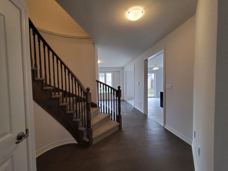 For Lease - 474 Blackburn Drive, Brantford, Ontario - Photo 4