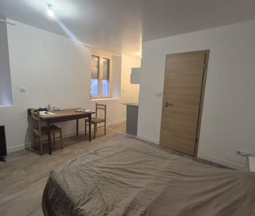 STUDIO MEUBLE - IMMEUBLE RECENT - PLACE DE PARKING - CAVE - Photo 6