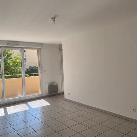 Location Appartement 3 pièces 67m² BRIGNOLES 83170 - Photo 1