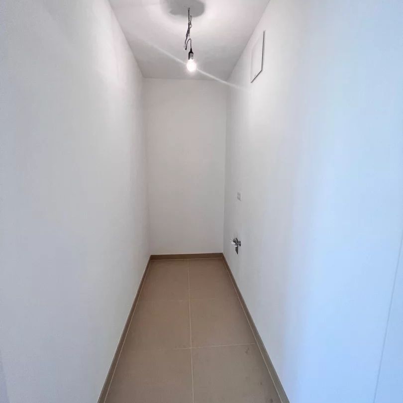 Letzte 3-Zimmer Wohnung! Unbefristet mit Kaufoption | Gemeinschaftspool | Nachhaltiges Heiz- und Kühlsystem - Photo 1