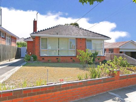 8-bedroom shared house, Peacock Street - Photo 2