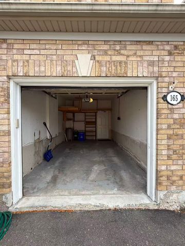 For Lease - 165 Warwick Crescent Unit# Main and Upper, Newmarket, Ontario - Photo 4