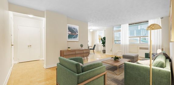 44 Thorncliffe Park Drive - Photo 2