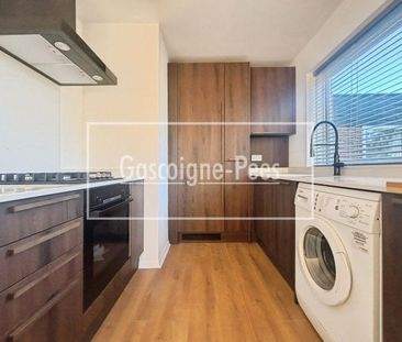 Jolive Court, Guildford - Photo 2